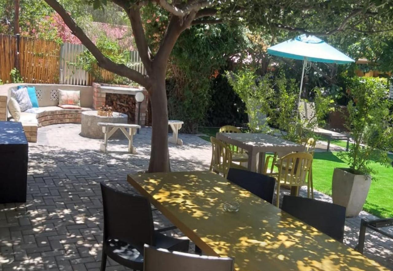 De Akker Guest House Oudtshoorn Exterior foto